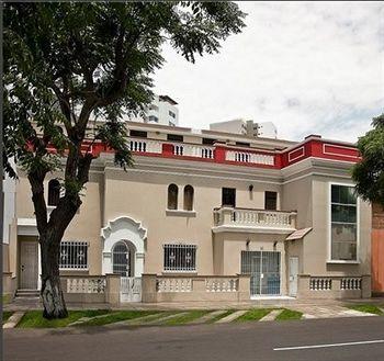 511 Lima Hostel Экстерьер фото